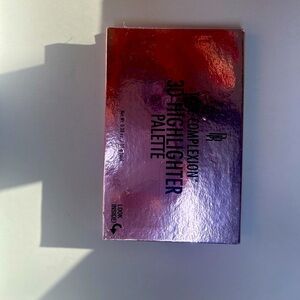 3D Highlighter Palette